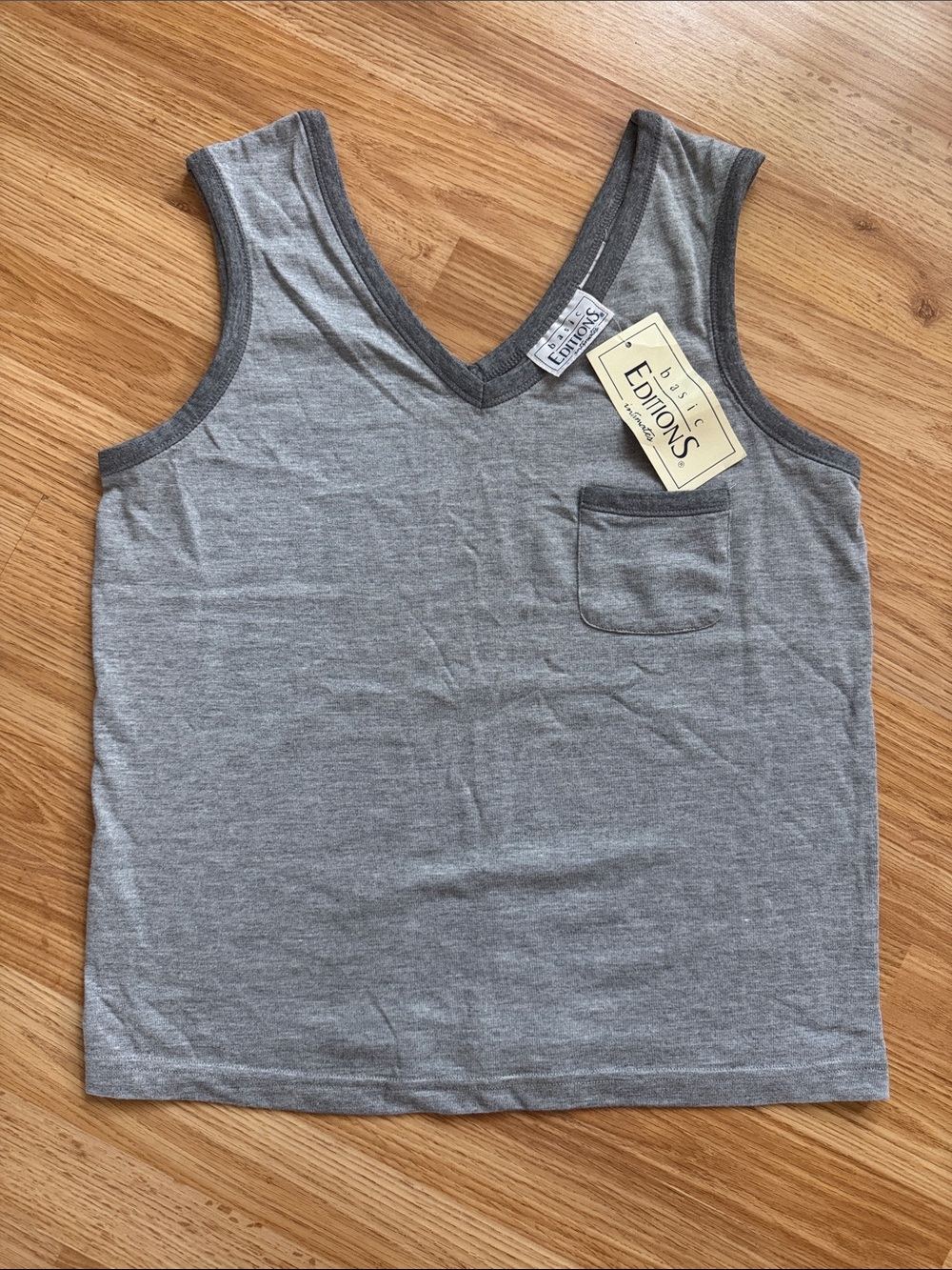 Basic Editions V-Neck Gray Tank Top 🔅 size M